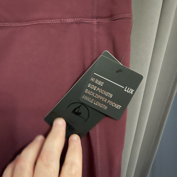 90 Degree Leggings, Burgundy, Large - Picture 2 of 4